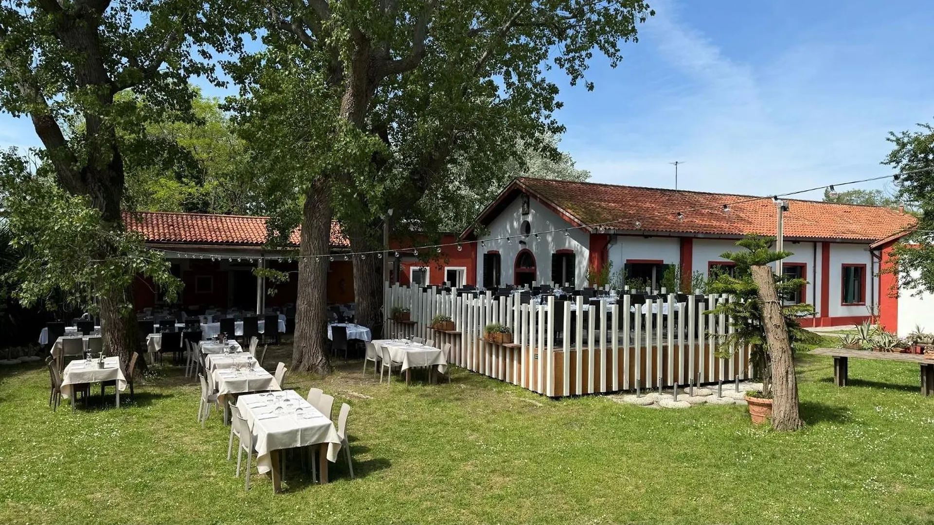 Le Valli Pellestrina 0*,  Italia